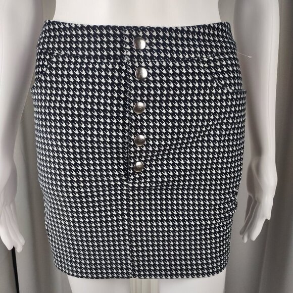 Forever 21 Cotton Blend Houndstooth Mini Skirt Button Front Pockets Black XS NWT - Picture 3 of 10